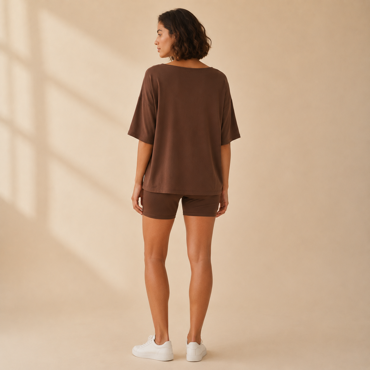 Wide-Neck Lounge Set